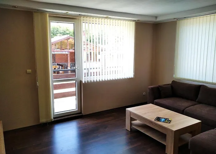 Holiday home релакс-рaдуил *